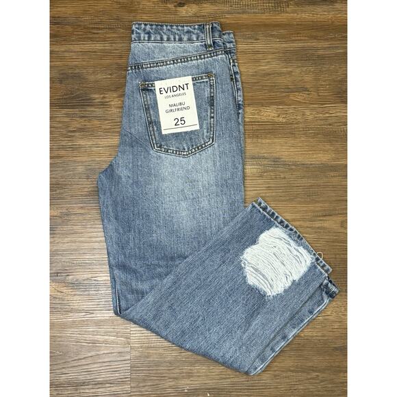 Lulu's Denim - EVIDNT Los Angeles Malibu Medium wash distressed Girlfriend Jeans LULUS MSRP $80